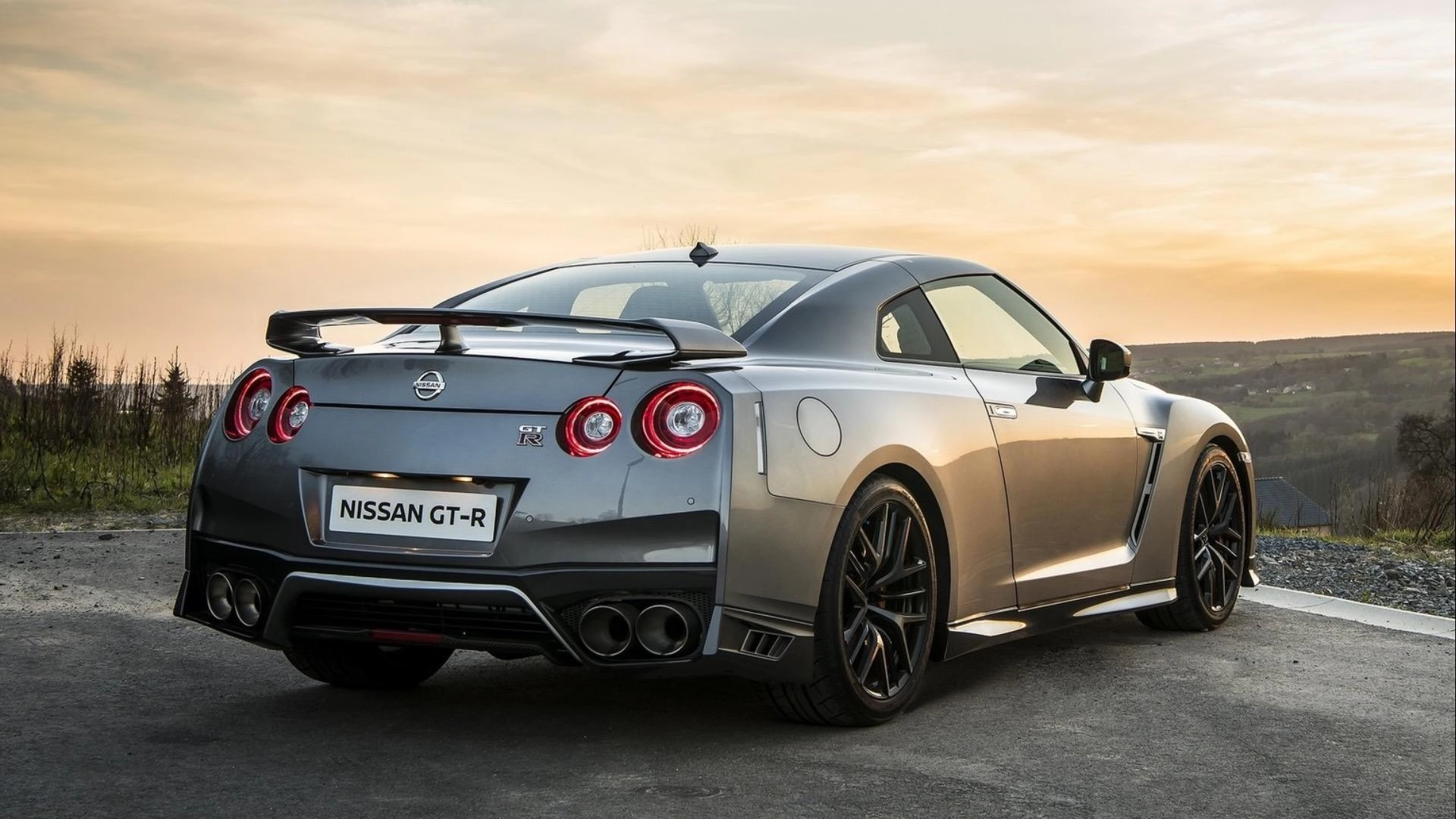nissan gtr